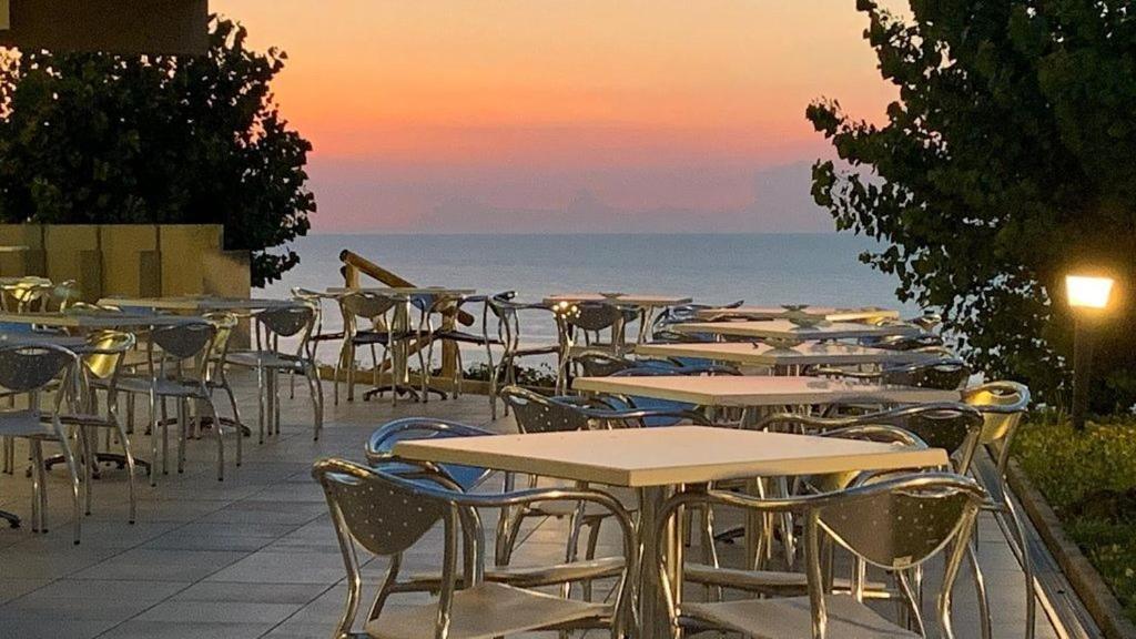 Albergo Capo Est Gabicce Mare Dış mekan fotoğraf