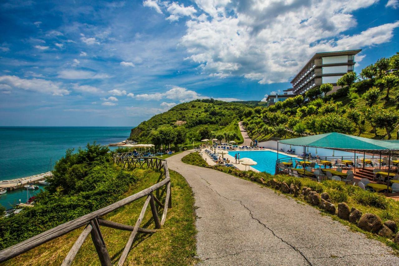 Albergo Capo Est Gabicce Mare Dış mekan fotoğraf