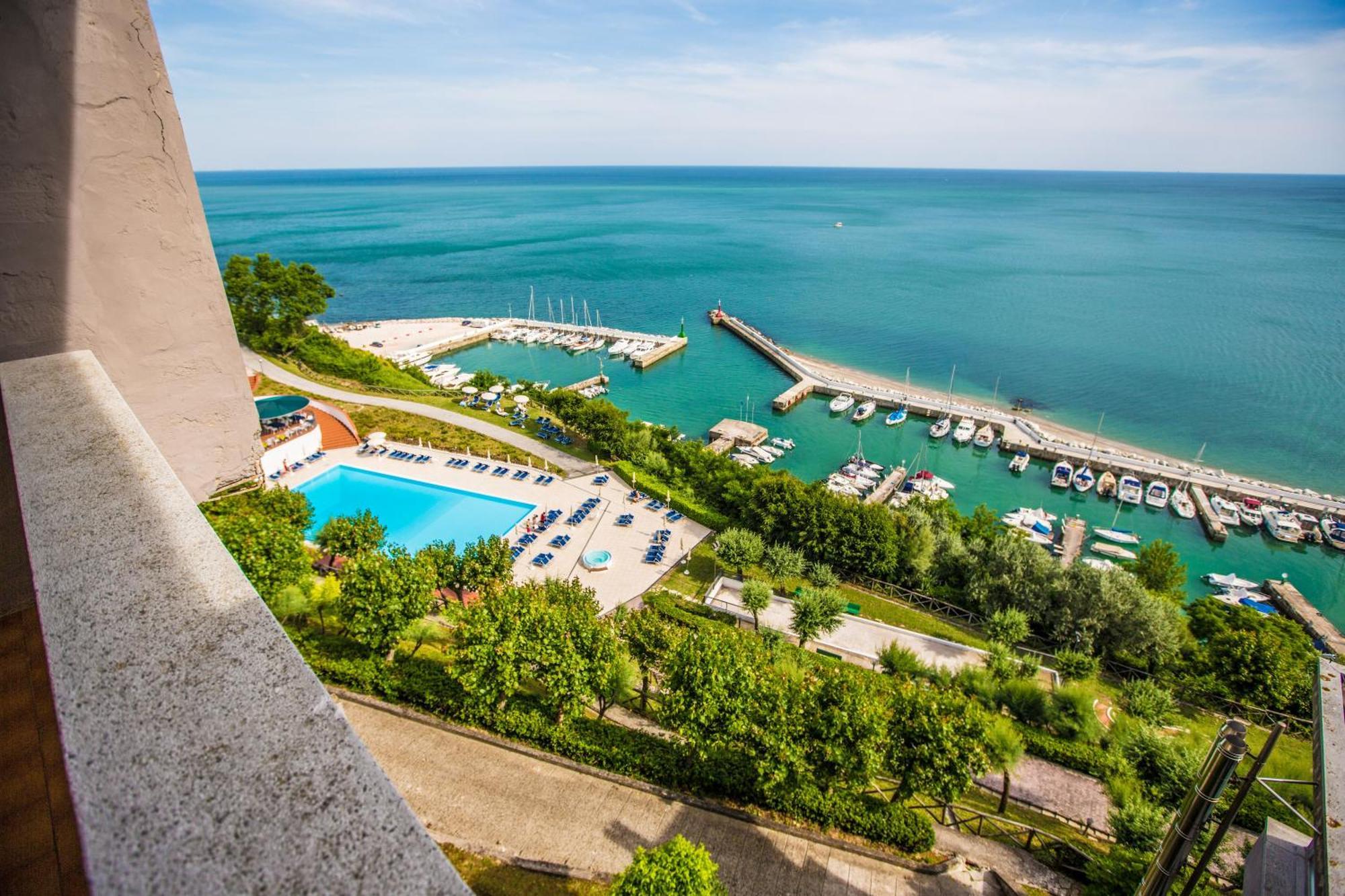 Albergo Capo Est Gabicce Mare Dış mekan fotoğraf