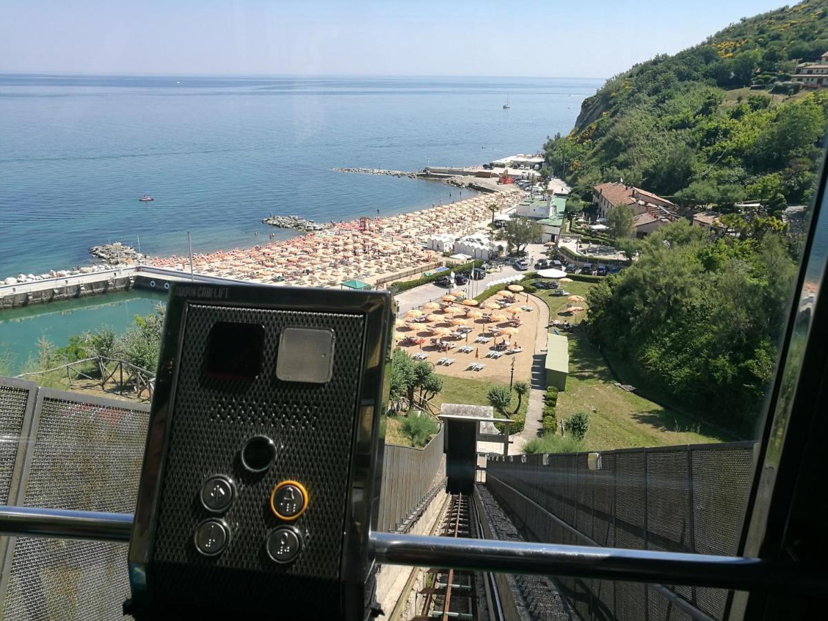 Albergo Capo Est Gabicce Mare Dış mekan fotoğraf